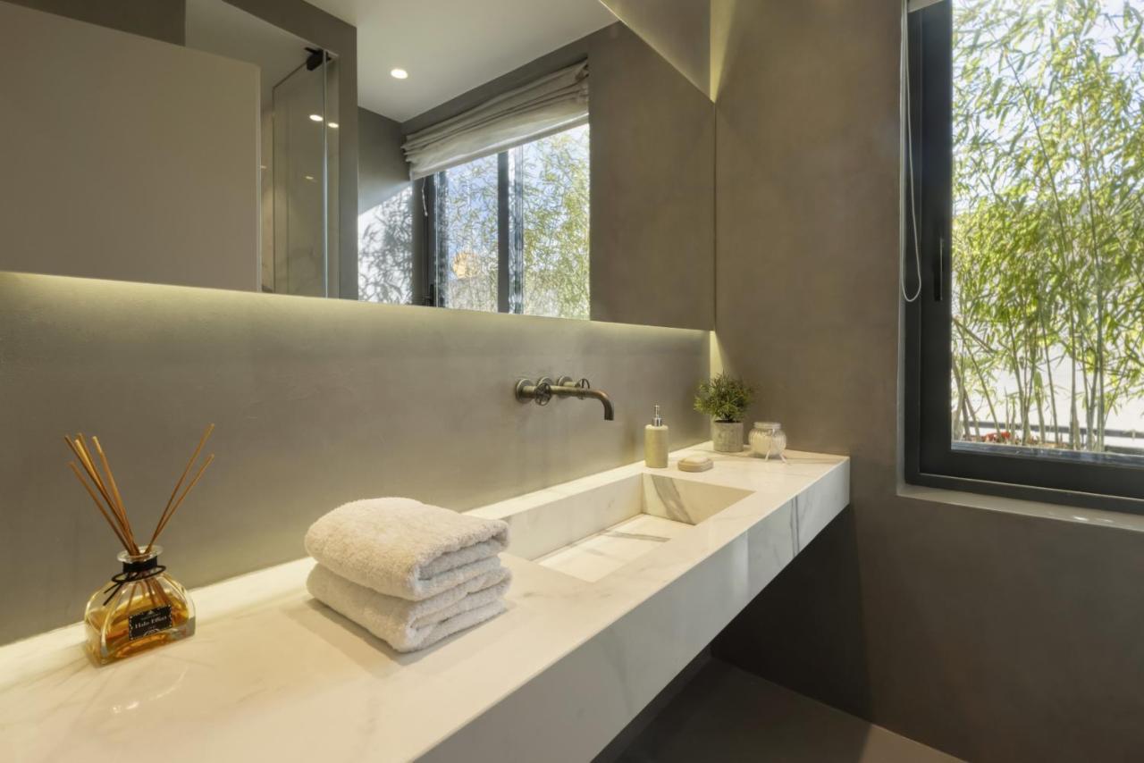 Elegant, Chic, Hip 2 Bedroom W/ Forest View In Athens! Екстериор снимка
